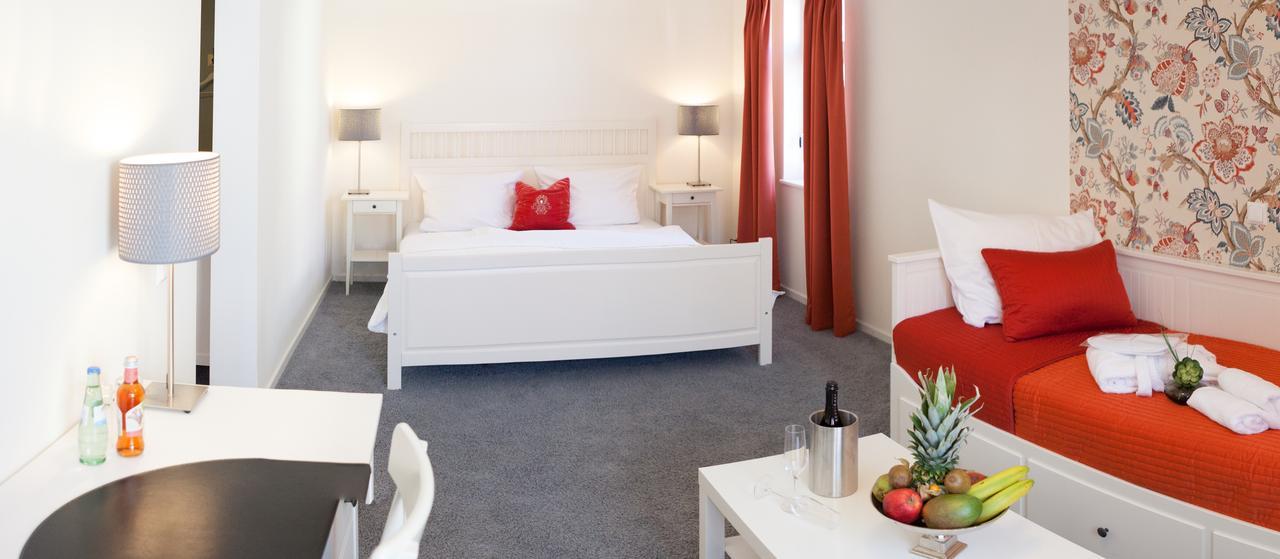 Hotel Am Markt Hungen Esterno foto