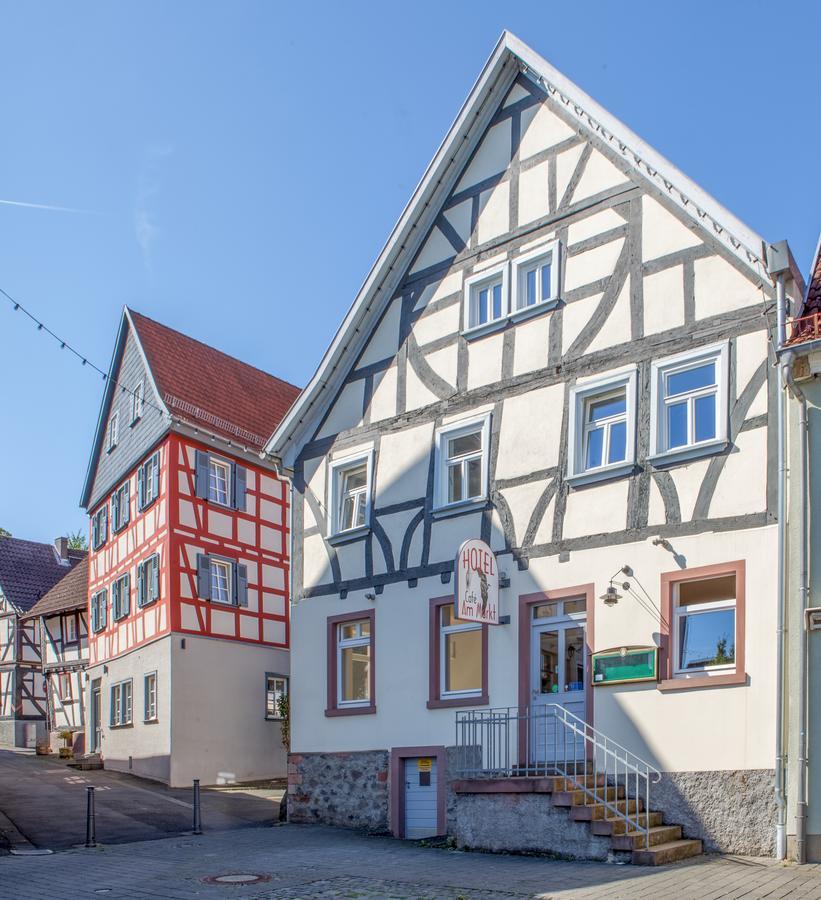 Hotel Am Markt Hungen Esterno foto